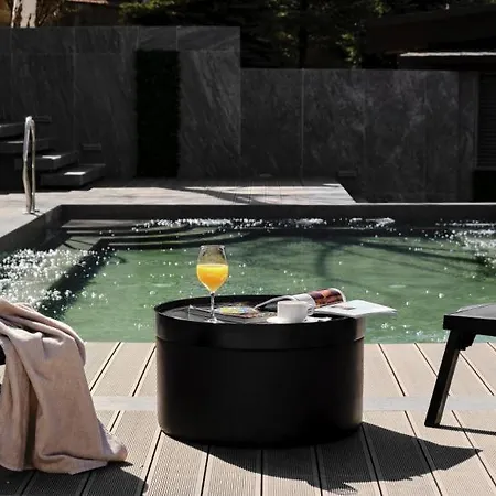 Апартаменты Large 1bd In 4star *