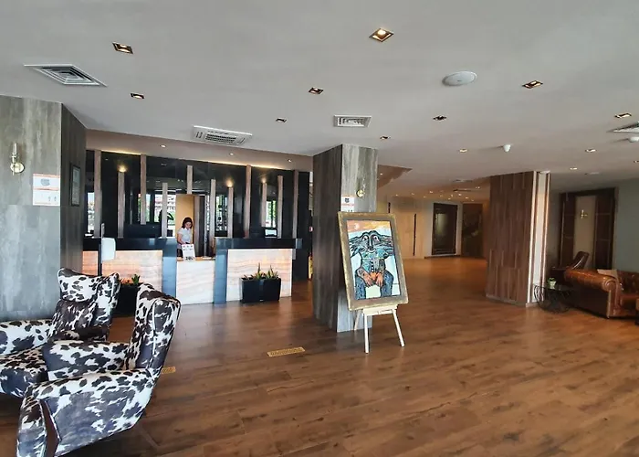 Apartament Large 1bd In 4star